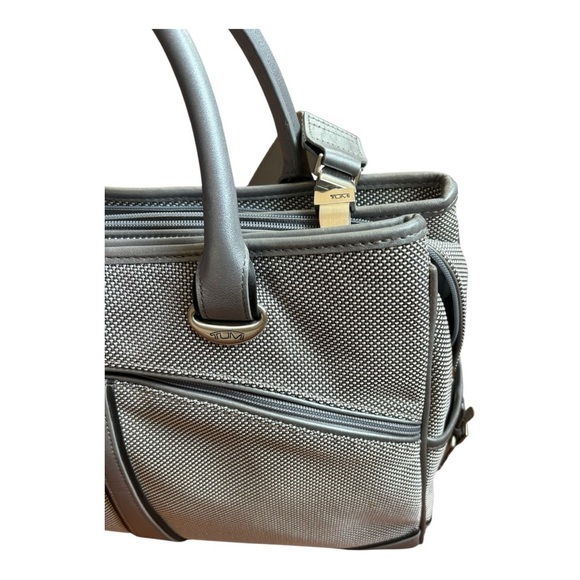 Tumi Earl Gray Nylon Expandable Laptop Briefcase Crossbody - Picture 5 of 15